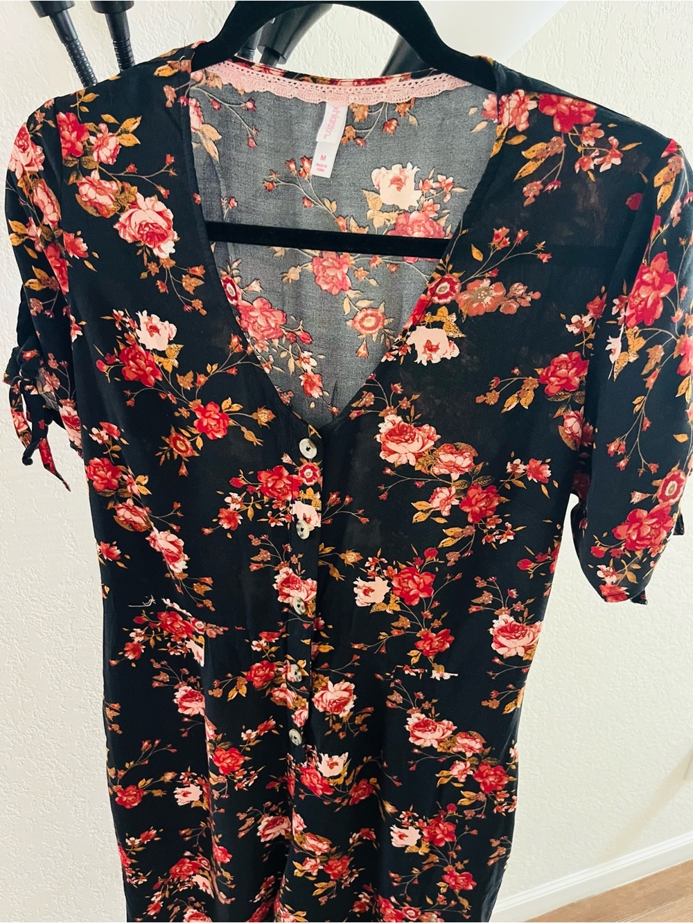 Xhilaration Black Floral V-Neck Button Front Dress- size M